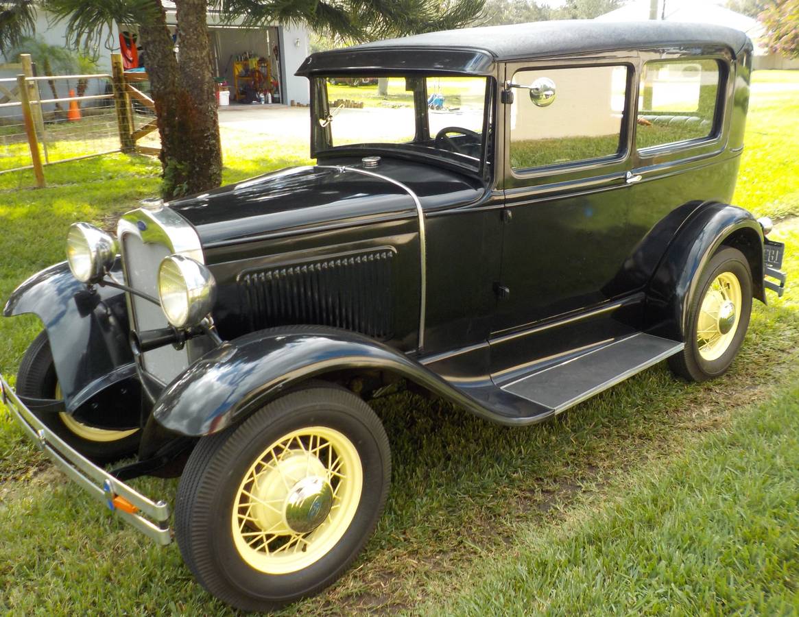 Ford-model-a-1930-black-2