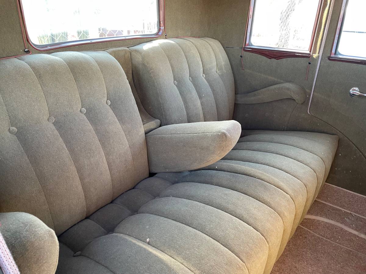 Ford-model-a-1930-green-11