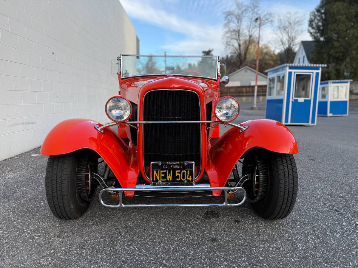 Ford-model-a-1931-orange-18