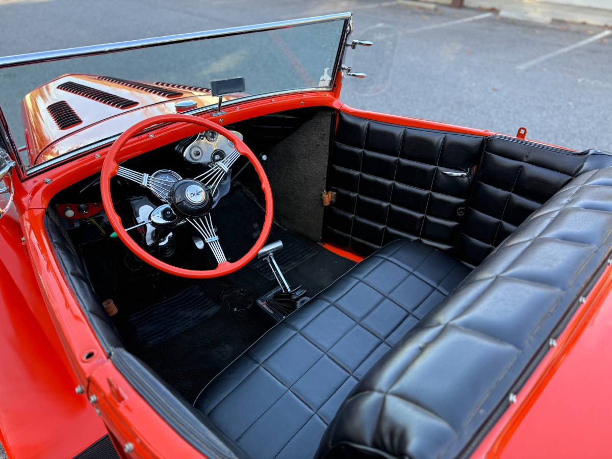 Ford-model-a-1931-orange-2