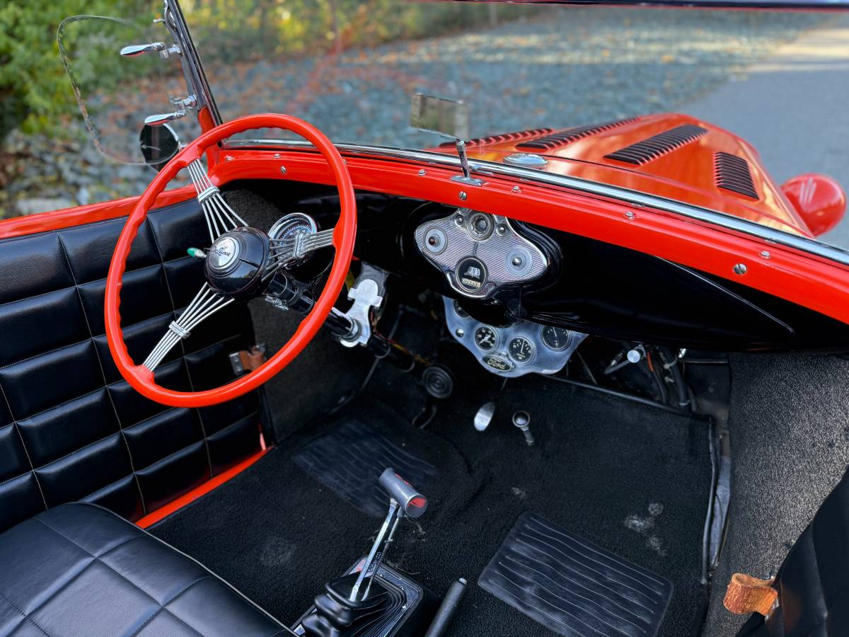 Ford-model-a-1931-orange-3