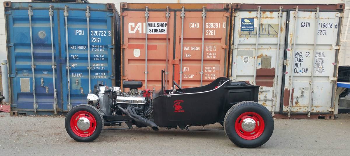 Ford-model-t-roadster-1923-black-10
