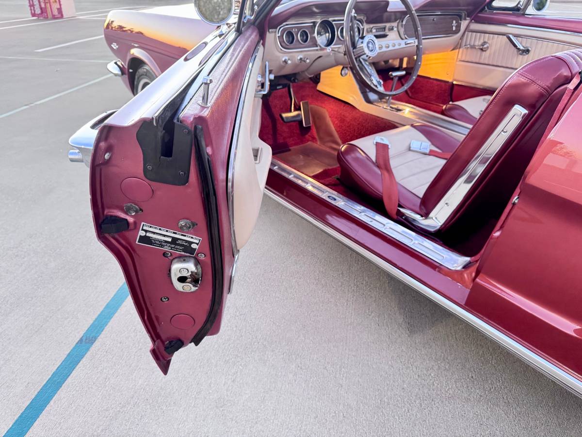 Ford-mustang-1965-19