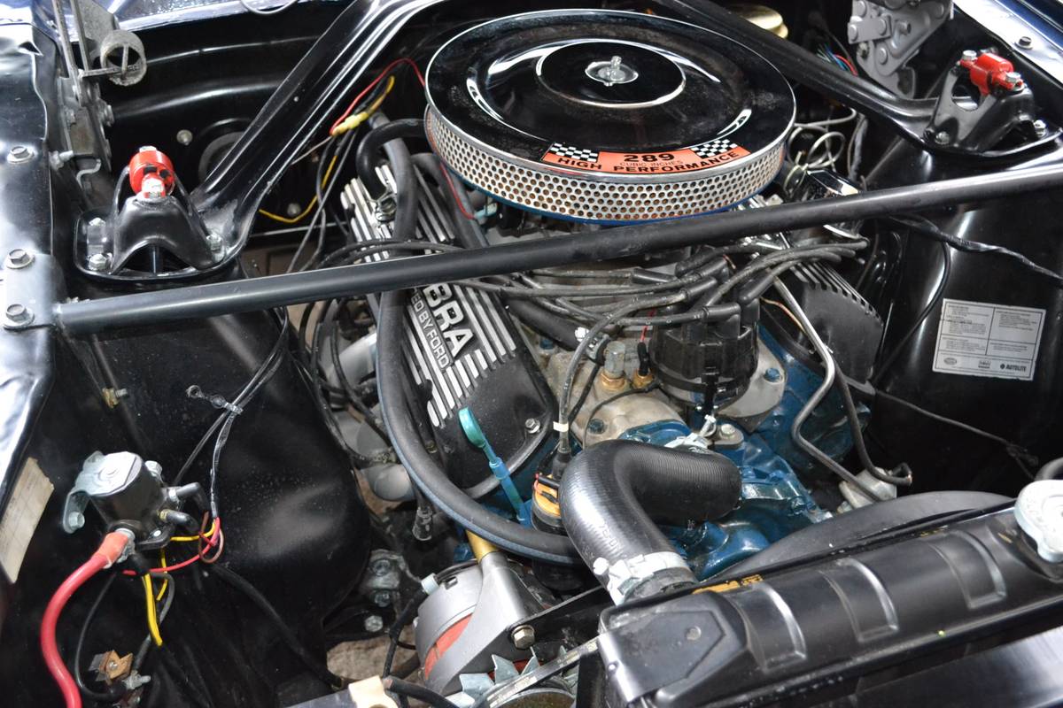 Ford-mustang-1965-blue-16