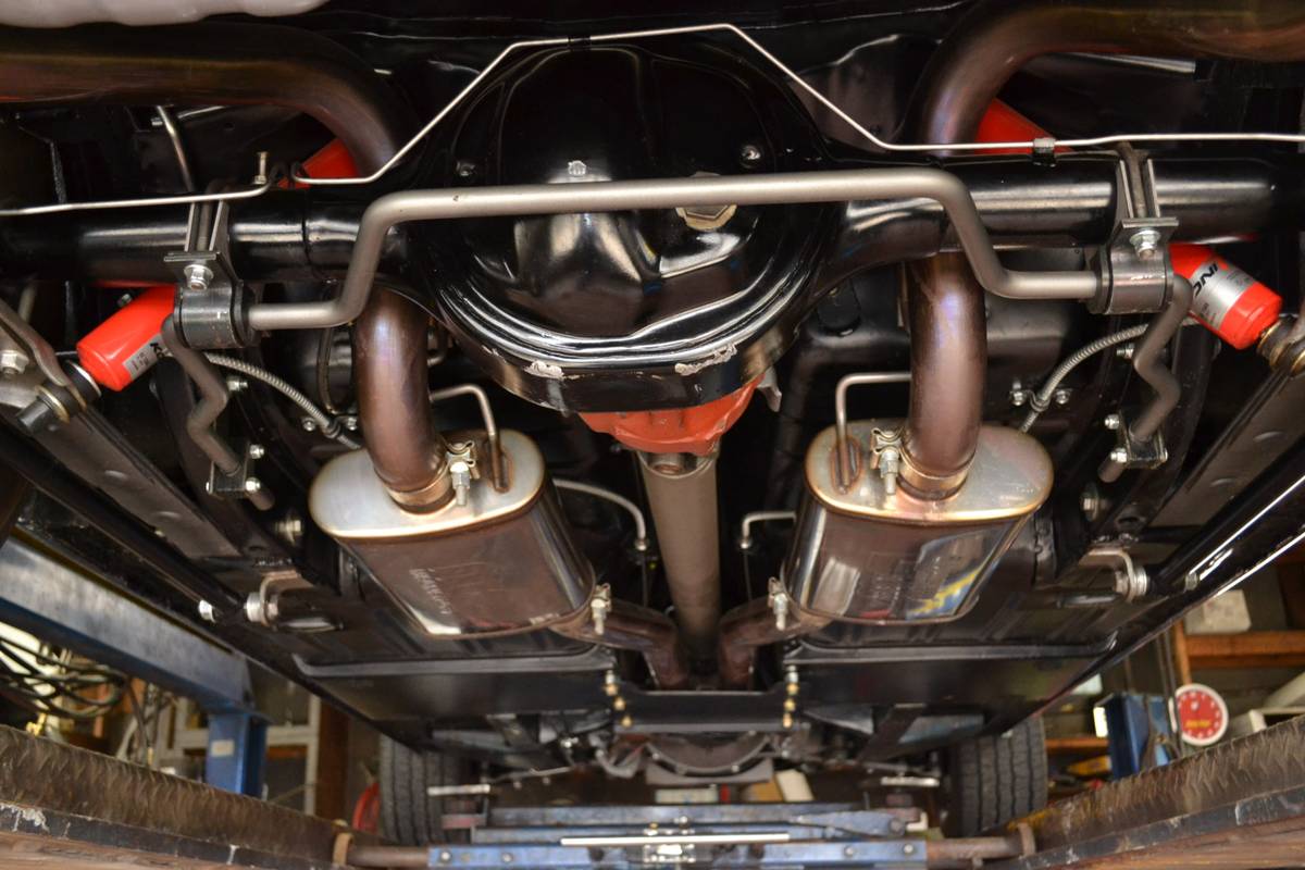 Ford-mustang-1965-blue-21