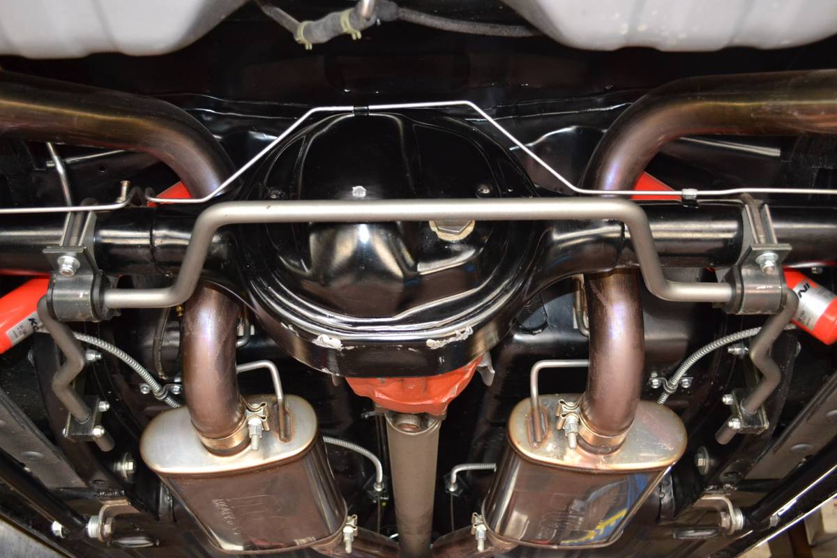 Ford-mustang-1965-blue-22