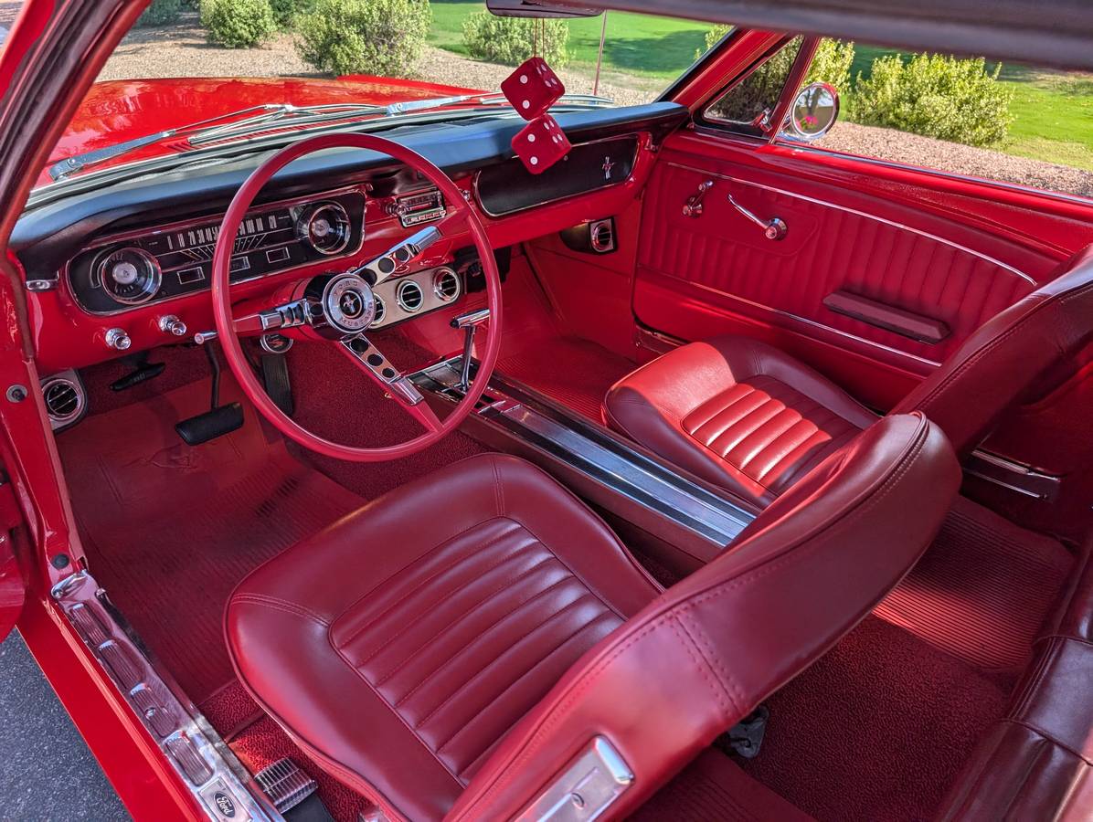 Ford-mustang-1965-red-4
