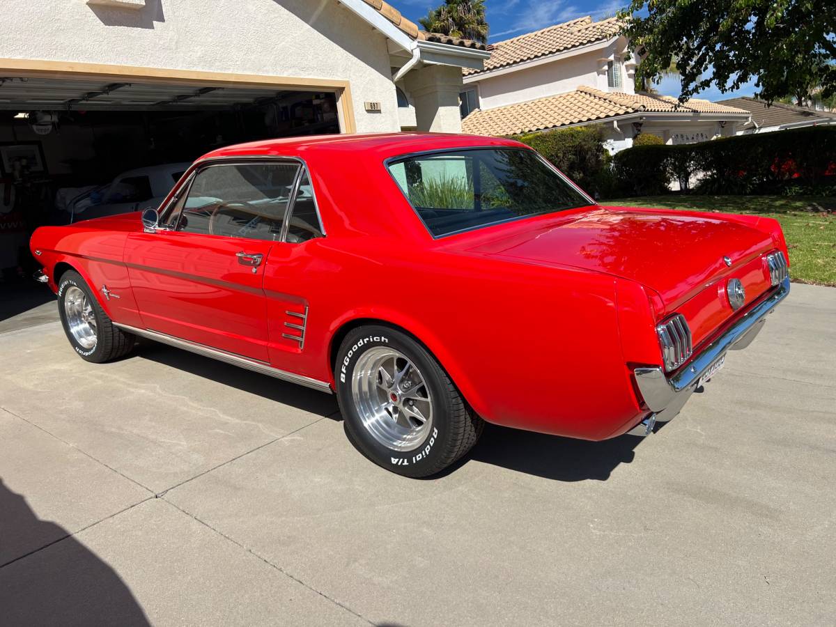 Ford-mustang-1966-red-1