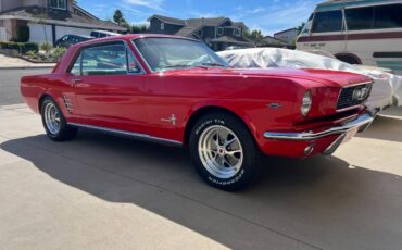 Ford-mustang-1966-red
