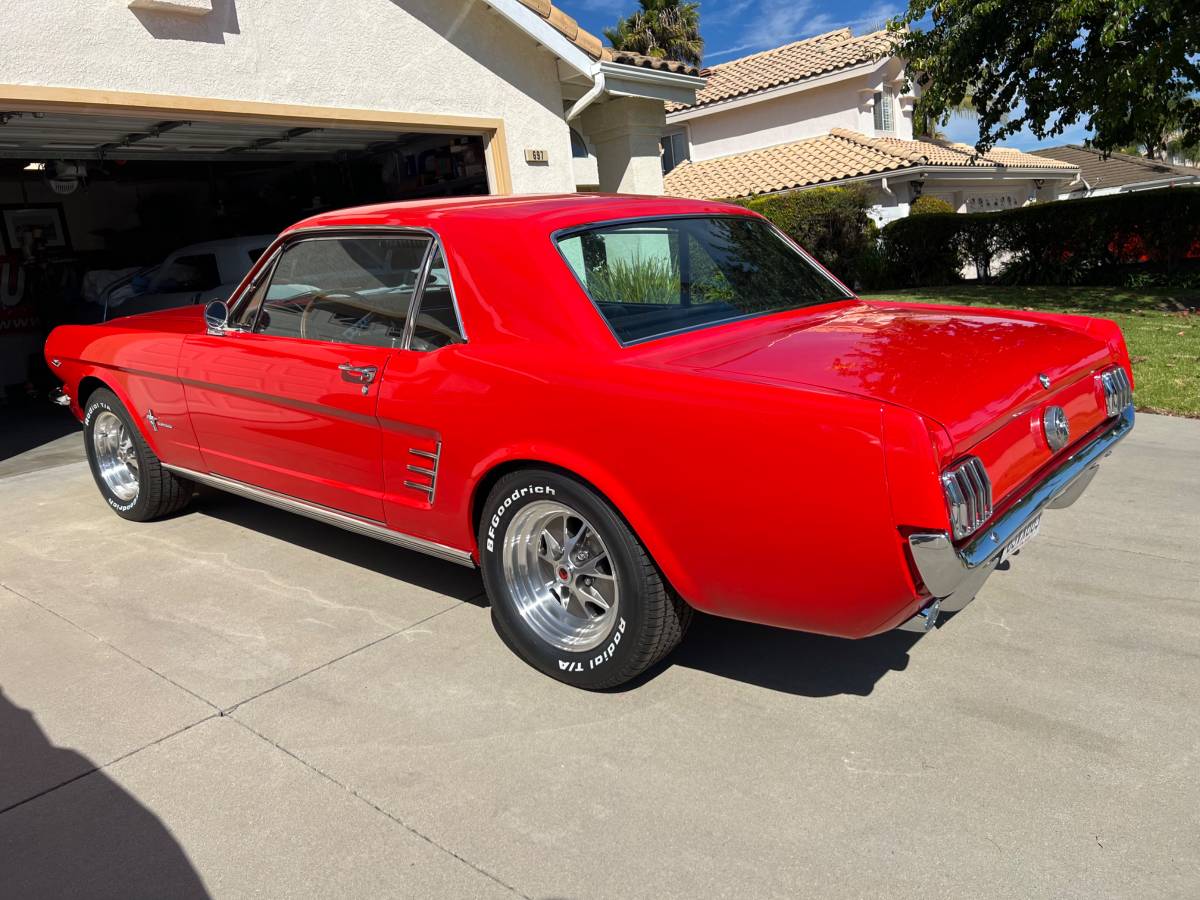 Ford-mustang-1966-red-2