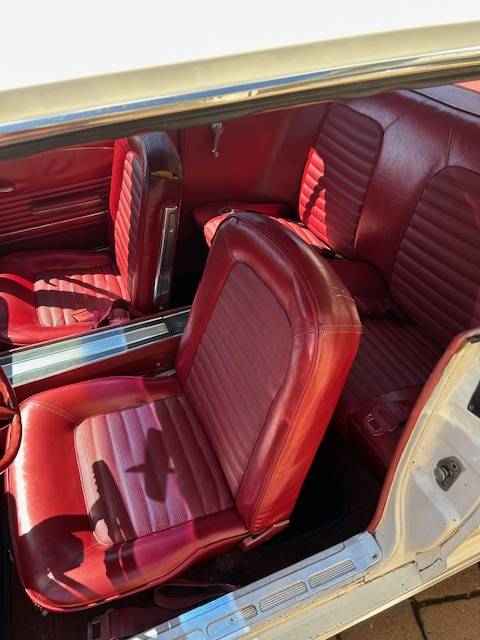 Ford-mustang-1966-white-1