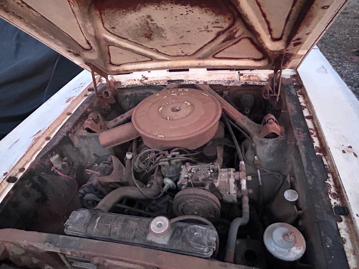 Ford-mustang-1966-white-2