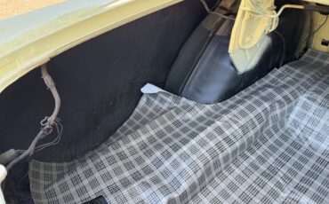 Ford-mustang-1966-yellow-6