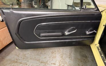 Ford-mustang-1967-yellow-6