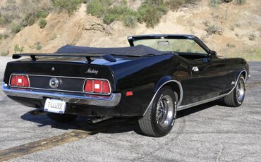 Ford-mustang-1971-black-10