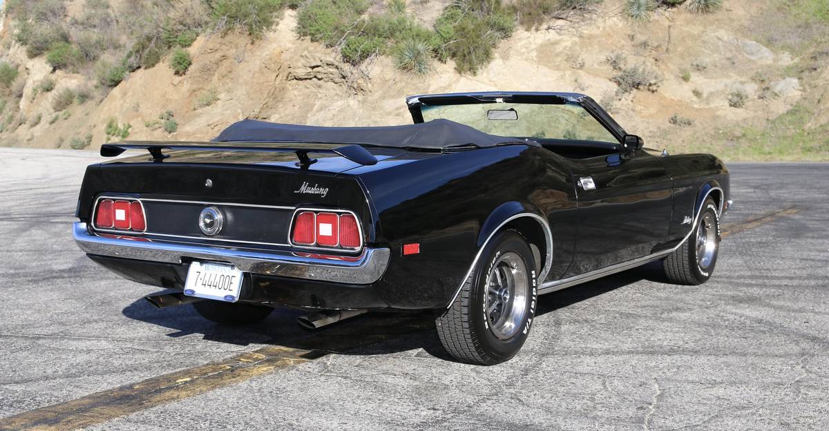 Ford-mustang-1971-black-10