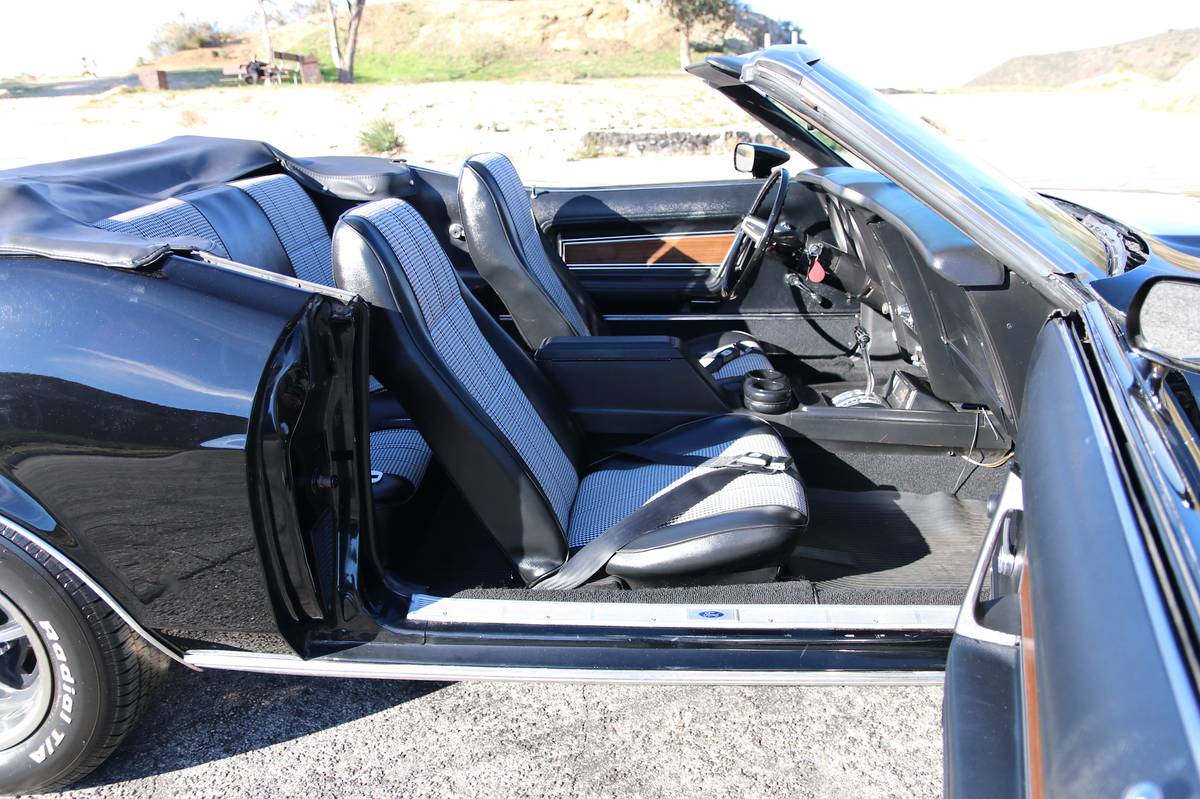 Ford-mustang-1971-black-16