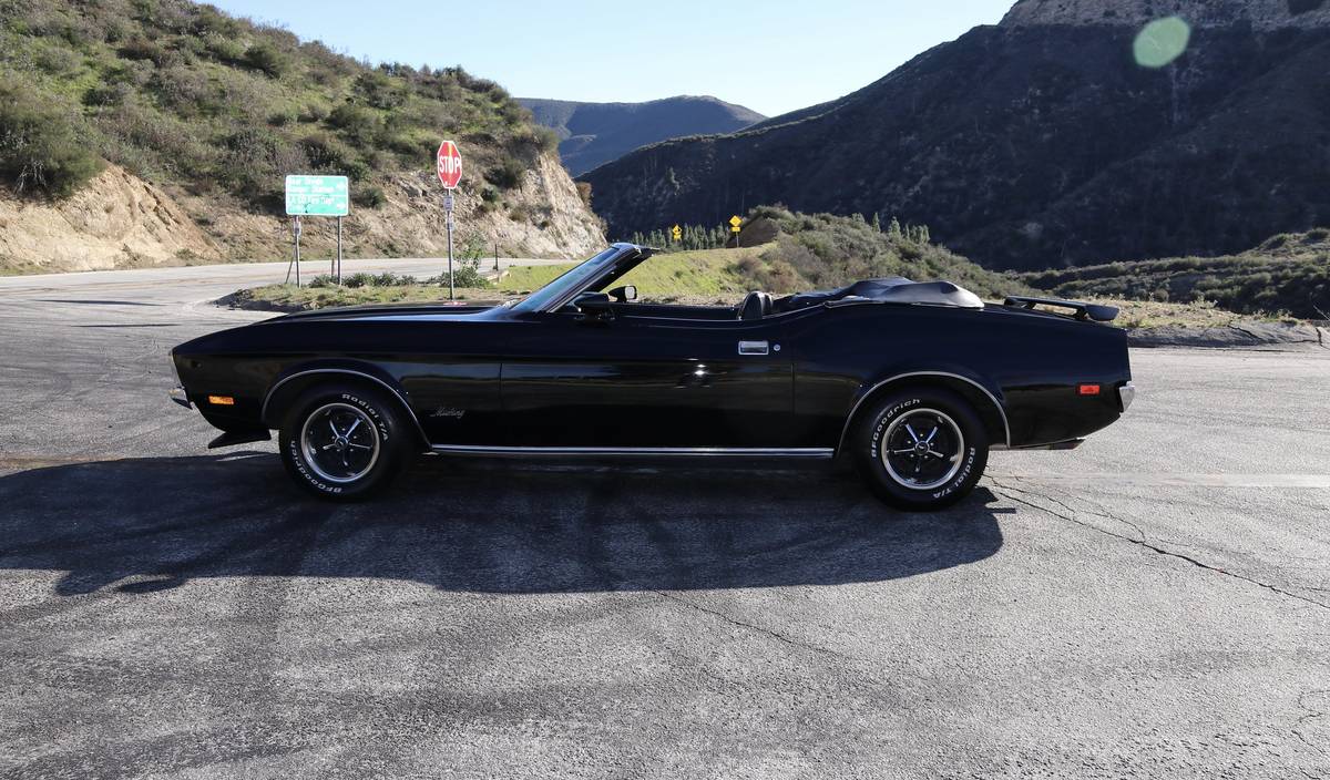 Ford-mustang-1971-black-3