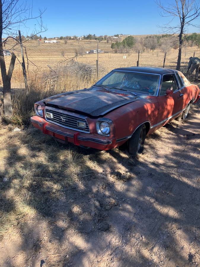 Ford-mustang-1977-red-11