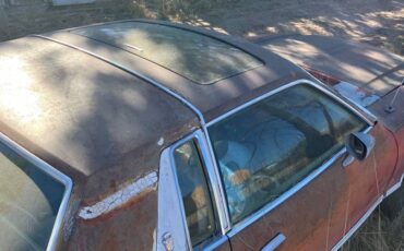 Ford-mustang-1977-red-8