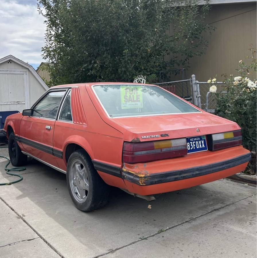 Ford-mustang-1983-orange-1