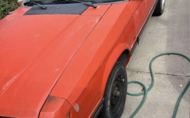 Ford-mustang-1983-orange-3