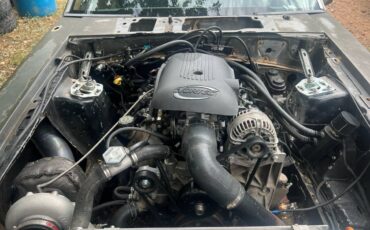 Ford-mustang-1984-grey-1