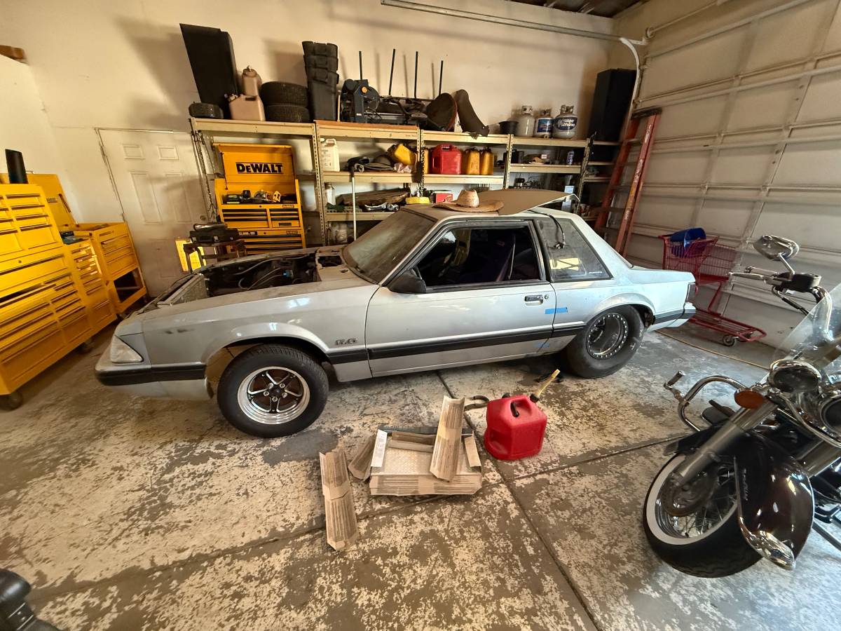 Ford-mustang-1990-12