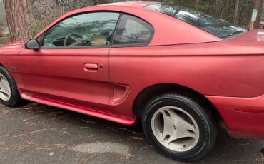 Ford-mustang-1996-red
