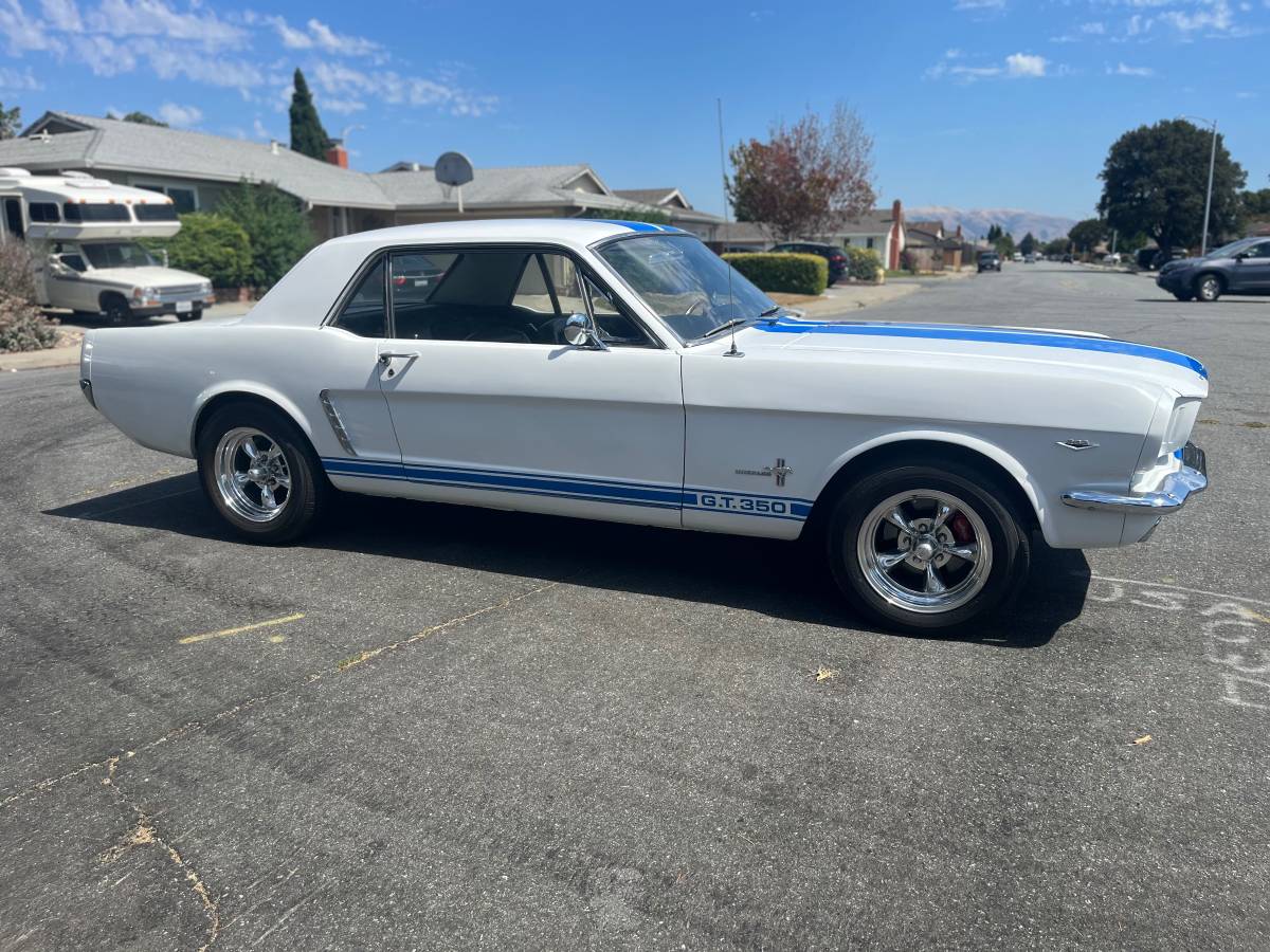 Ford-mustang-289-v8-1965-white-19