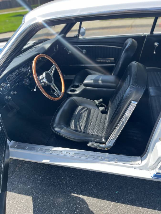 Ford-mustang-289-v8-1965-white-9