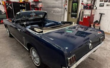 Ford-mustang-convertible-1965-10