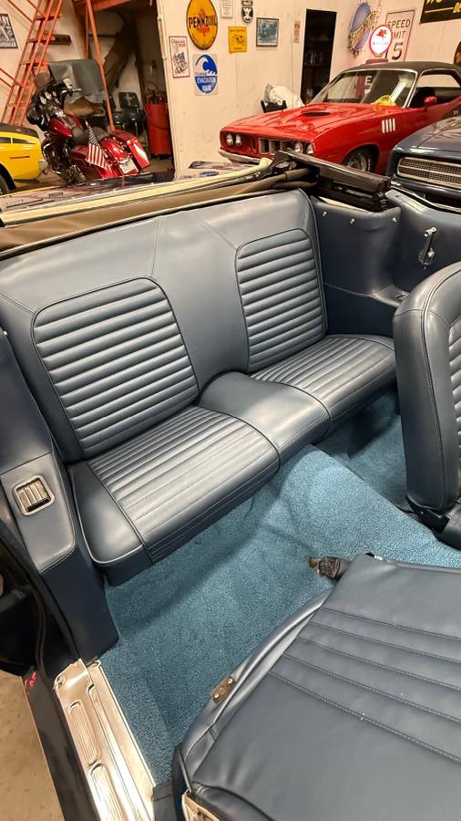 Ford-mustang-convertible-1965-17