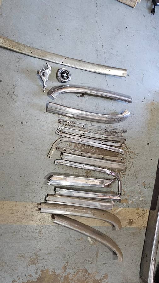 Ford-mustang-convertible-1965-21