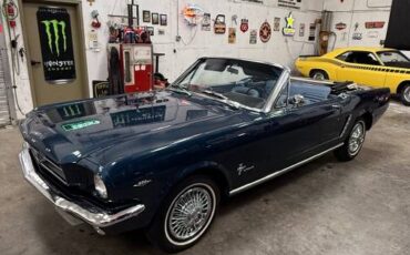 Ford-mustang-convertible-1965-9