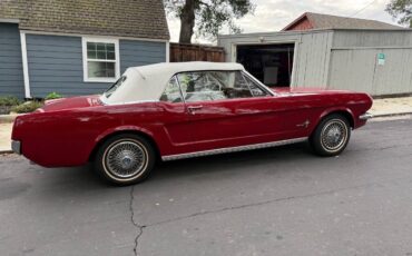 Ford-mustang-convertible-1966-11
