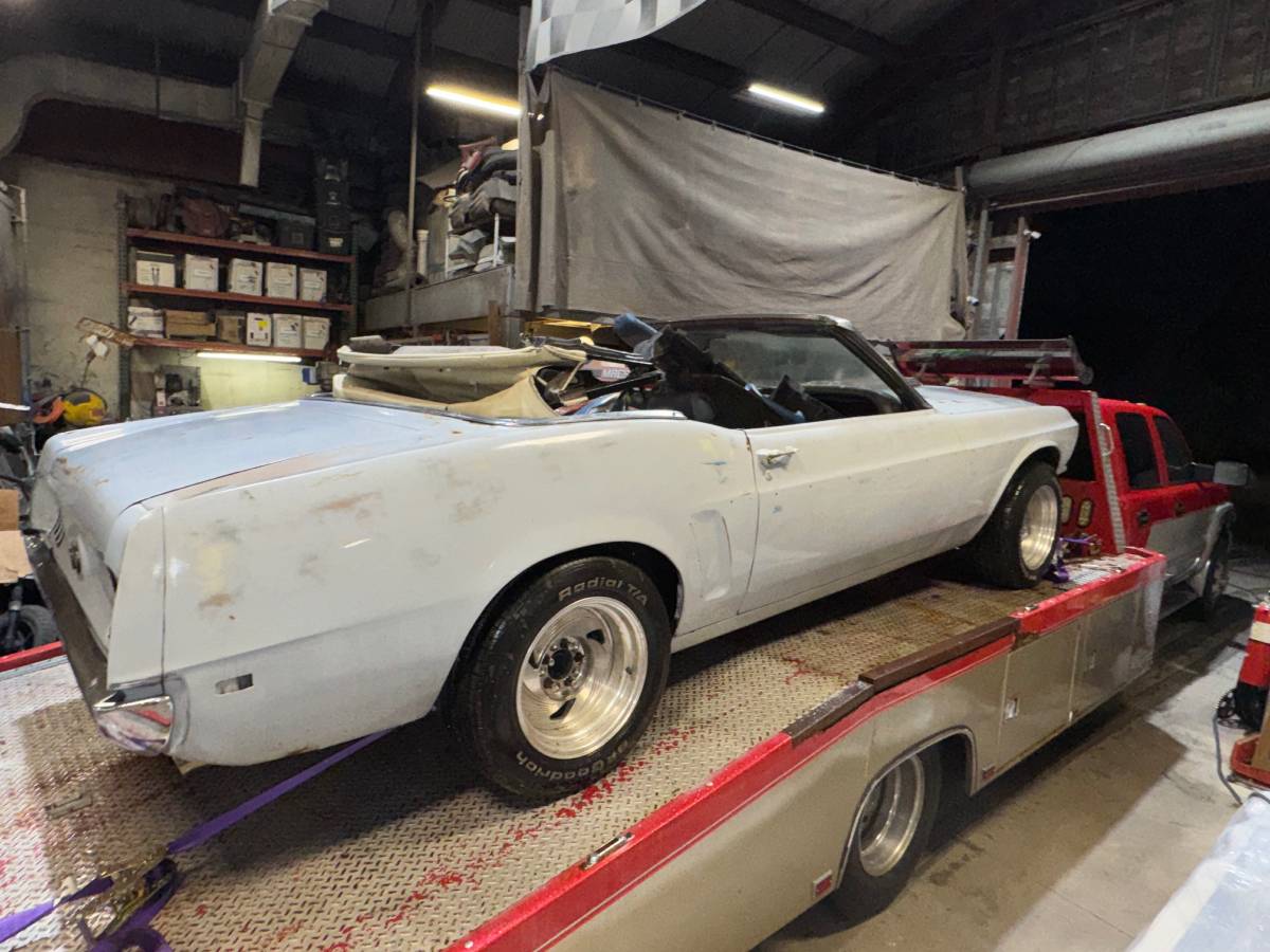 Ford-mustang-convertible-1969-1