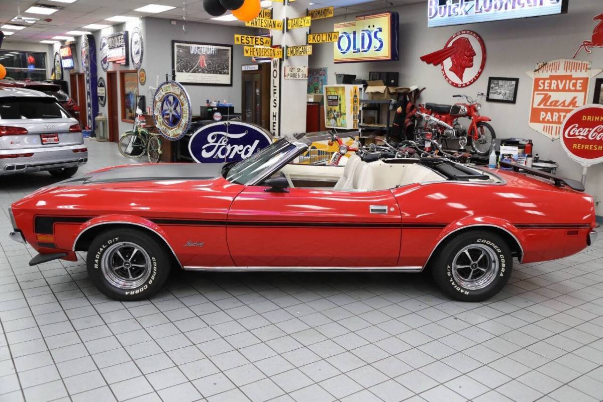 Ford-mustang-convertible-1972-red-18