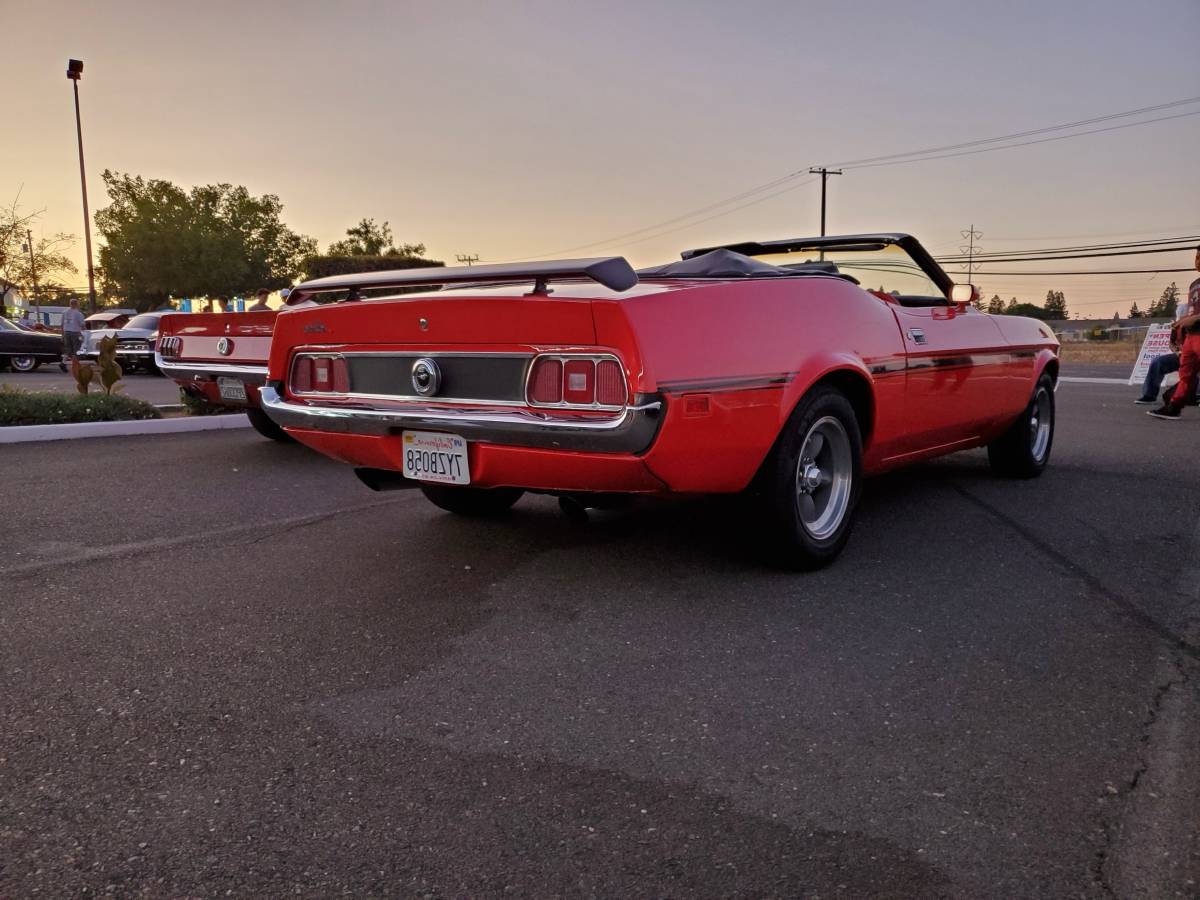 Ford-mustang-convertible-1973-red-3