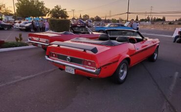 Ford-mustang-convertible-1973-red-4