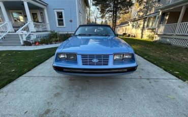 Ford-mustang-convertible-1984-11