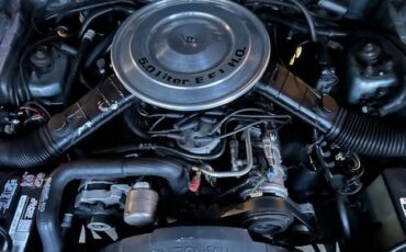 Ford-mustang-convertible-1984-17