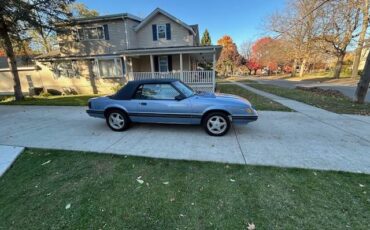 Ford-mustang-convertible-1984-9
