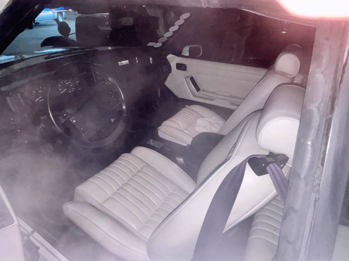 Ford-mustang-convertible-1993-white-13