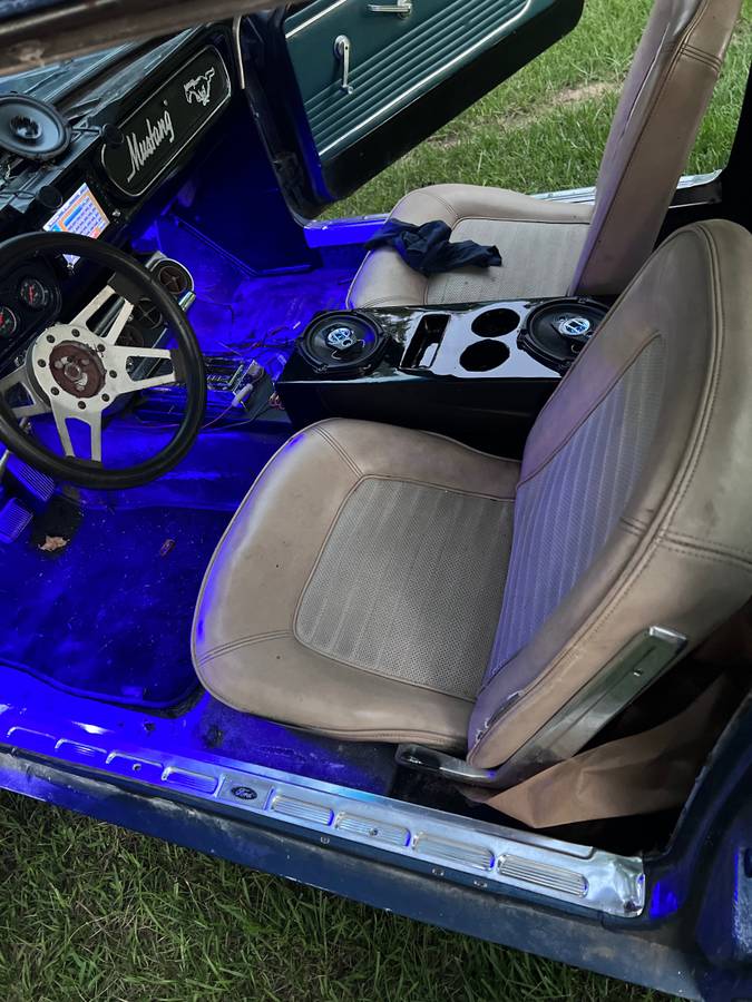 Ford-mustang-coupe-1966-blue-6