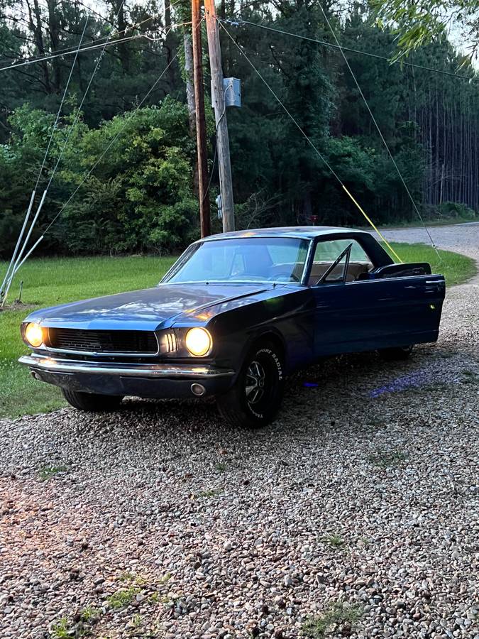 Ford-mustang-coupe-1966-blue-9