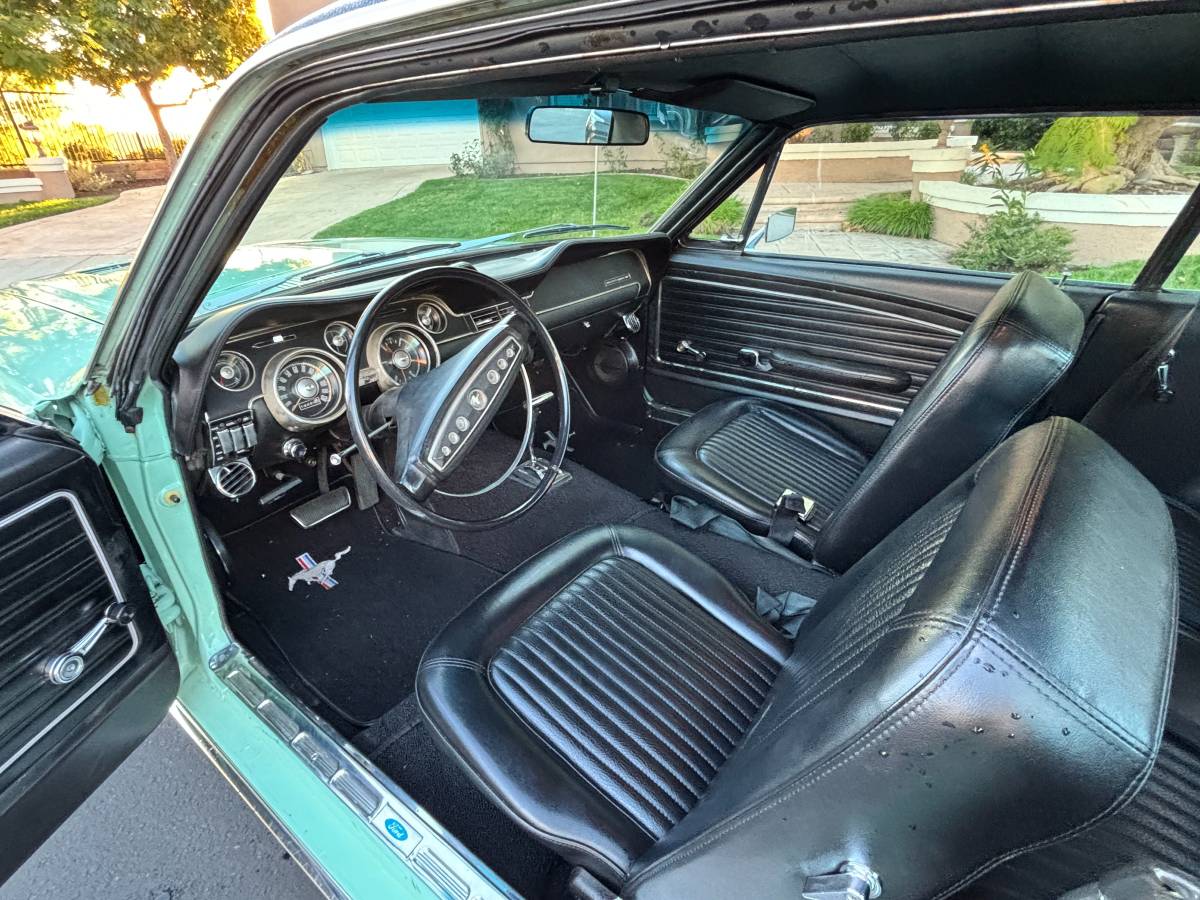 Ford-mustang-coupe-1968-green-3