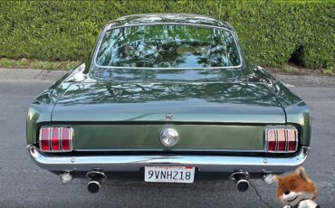 Ford-mustang-fastback-1966-8