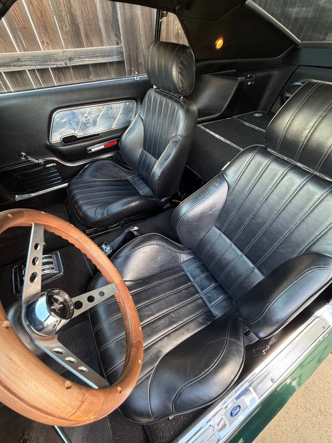 Ford-mustang-fastback-1969-19