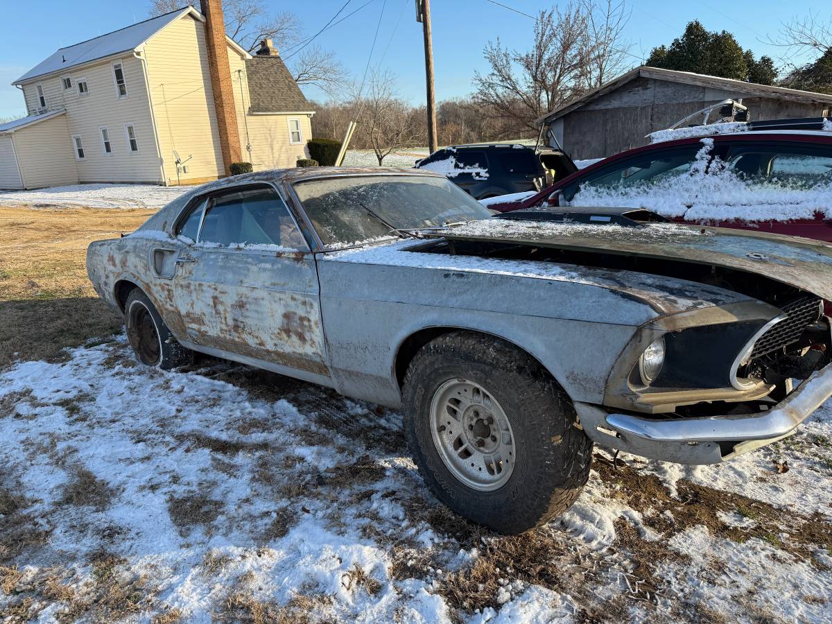 Ford-mustang-fastback-1969-2